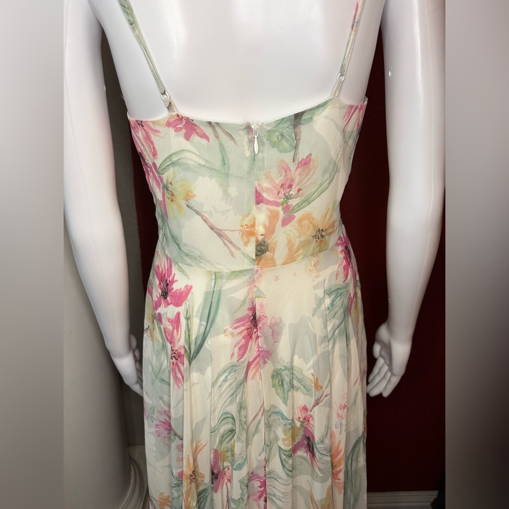 Yumi Kim- Peace and Love Maxi Dress in Spring Fling Print. Size XS - Picture 7 of 13